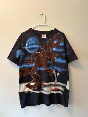 Vintage 1994 Wild Oats Looney Tunes Wile E. Coyote & Road Runner T-Shirt Size L